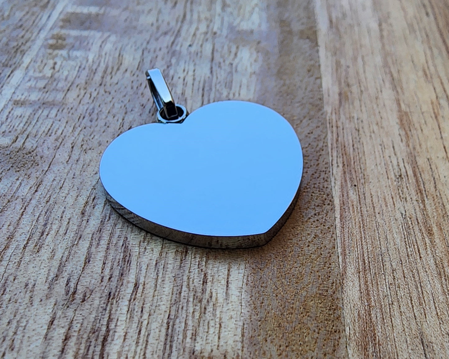 Stainless steel pendant/key ring
